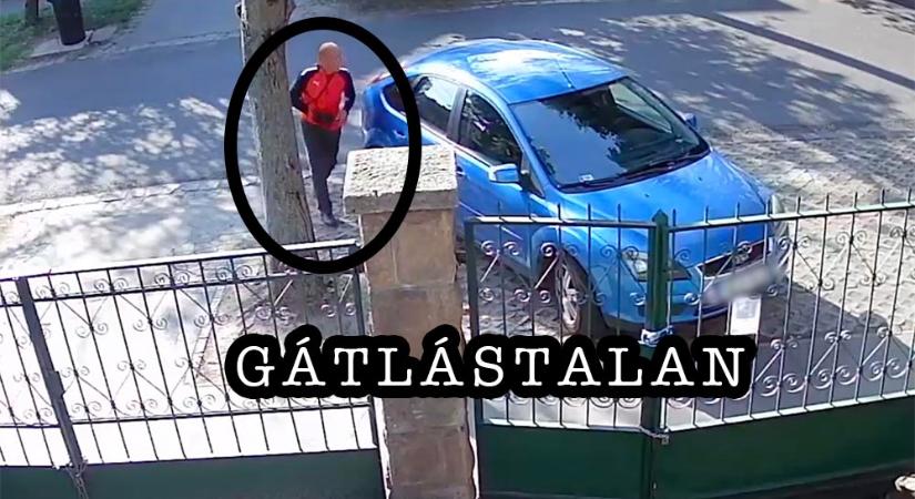 Videón, ahogy fényes nappal feltör egy autót Kőbányán. Keresi a rendőrség