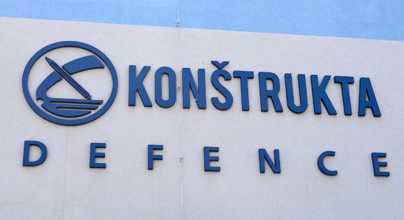 Bemutatta új fejlesztésű önjáró lövegét a Konštrukta–Defence állami rt.