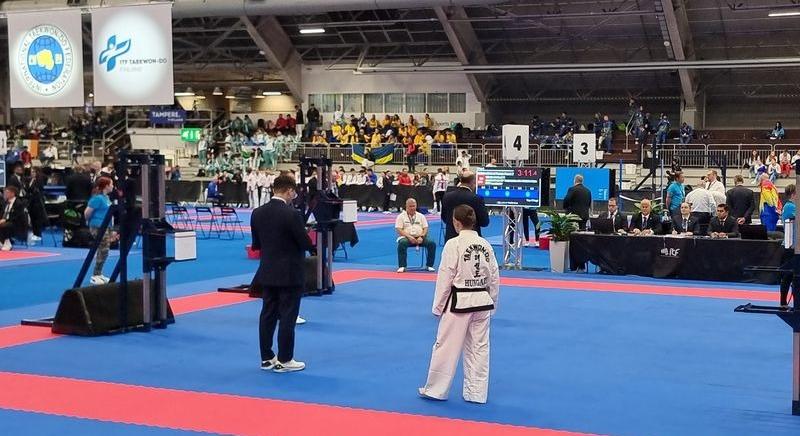 TAEKWON-DO VILÁGBAJNOKSÁG – Bécsi Nikolett 4. egyéniben