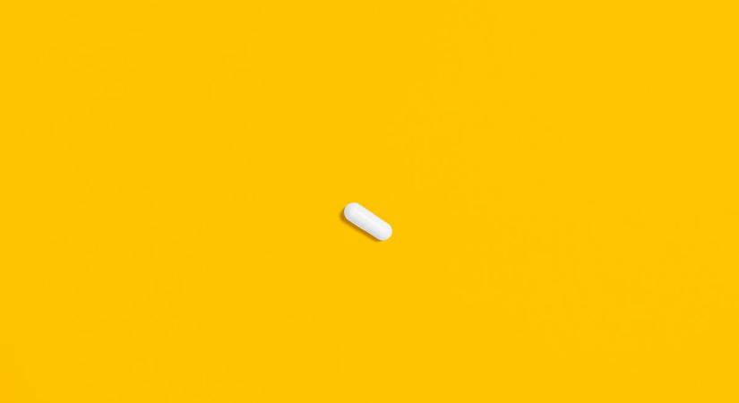 A vitaminjai helyett az AirPodját nyelte le egy nő