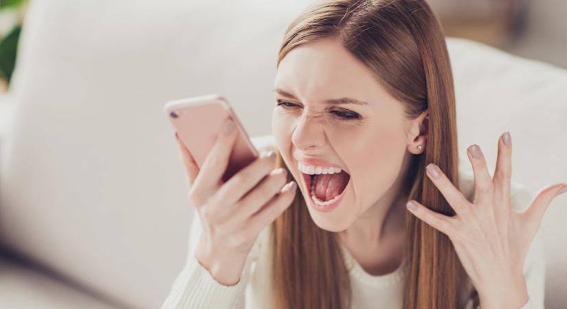 Egy férfi bankrablásba menekült családi élete elől, egy nő egy üzletben megvette volna egy vásárló babáját