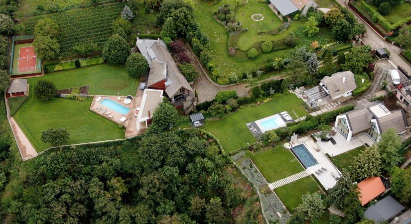 Luxustanyák és feszített tükrű tüzivíztározók Tihany tetején