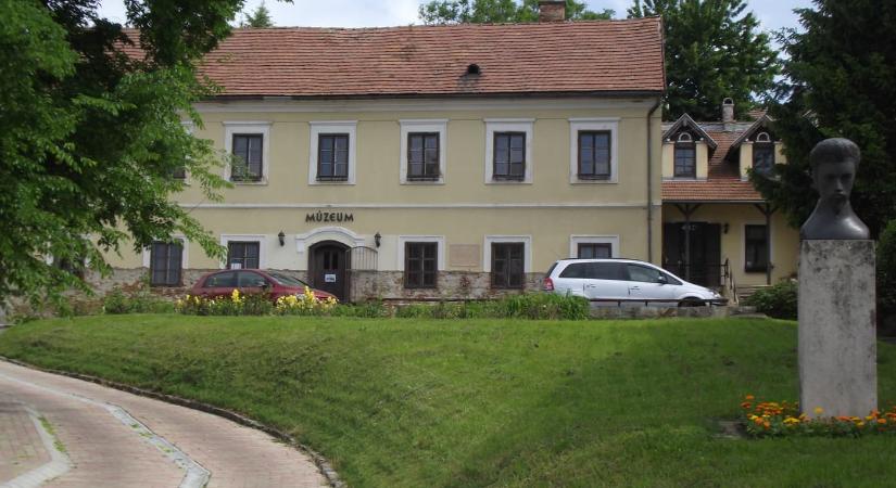 Petőfi Közérdekű Muzeális Gyűjtemény Aszód