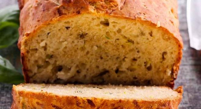 Sajtos cukkinikenyér szaftosan és puhán, bögrésen