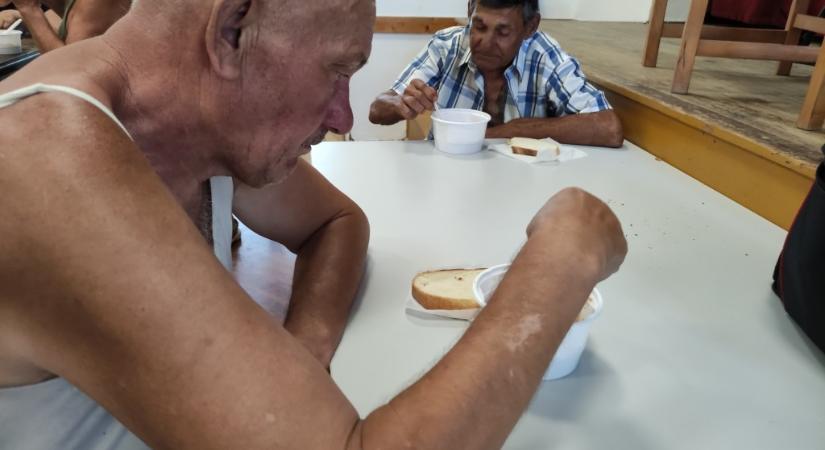 Már Vásárhelyen is nyújt szociális étkeztetést a pünkösdisták cigánymissziója