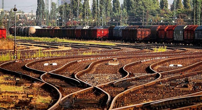 Magyar-török összefogásban fejleszthetik a vasutat