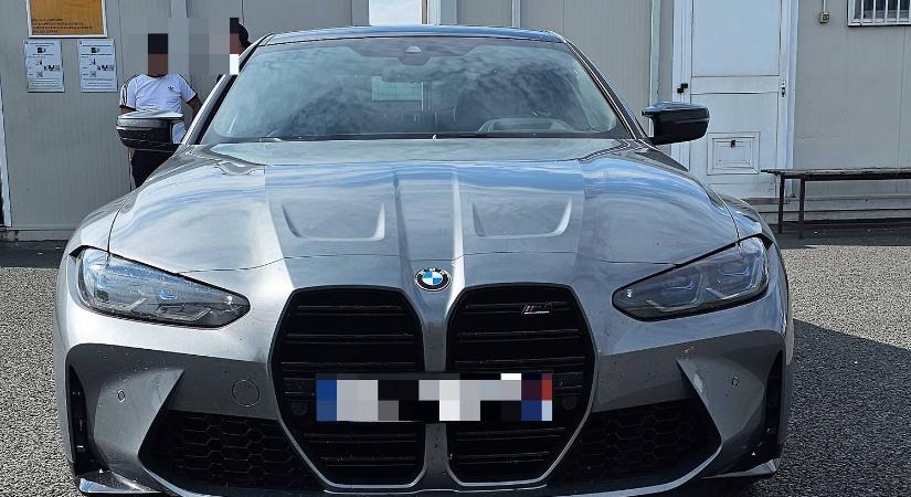 Hamis papíros BMW M4-et és körözött Maseratit akartak kivinni az országból, lebuktak
