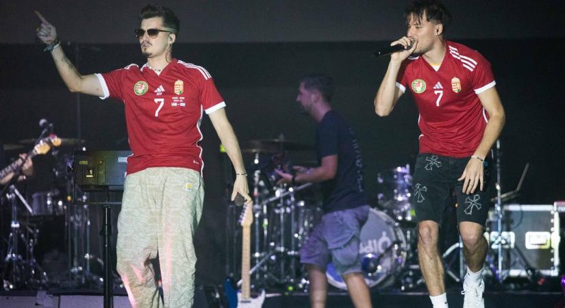 „Legendás erőt” adott a Dzsudzsák-mez Marics Petiéknek, így reagált a DVSC kapitánya!
