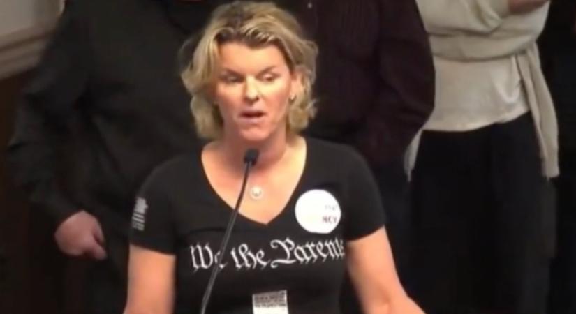 Egy Trumpista szerint egy queer szervezet dildóhasználatra oktatja a gyerekeket