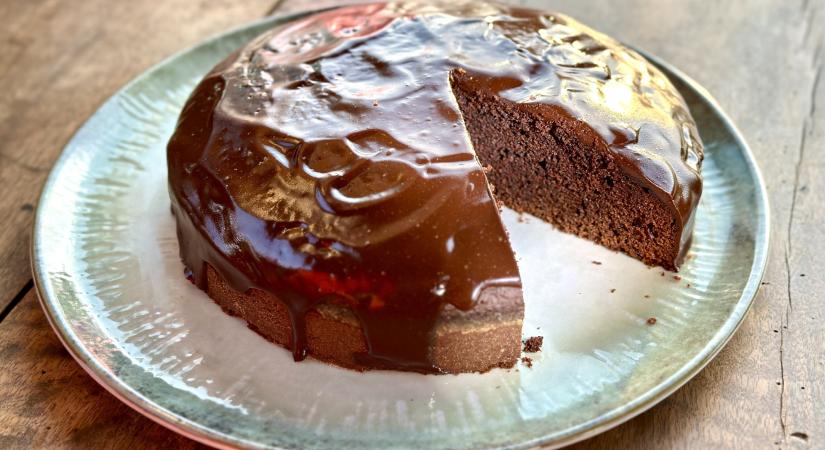 Majonézes csokoládétorta