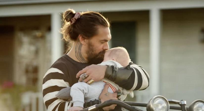 Jason Momoa hirtelen apuka lett, de nem tudni ki a gyerek anyja