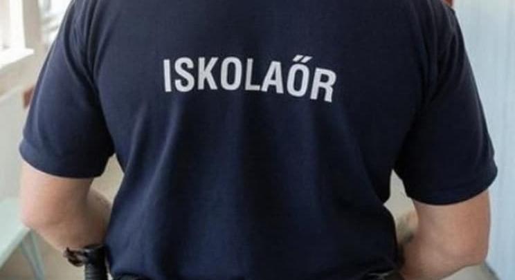 „Jöttem a dögért” – késsel tombolt a drogos a borsodi suliban
