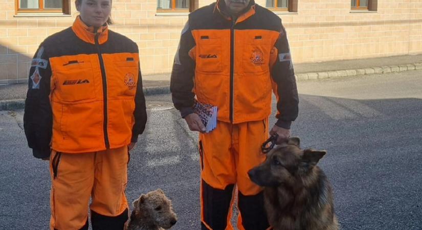 A magyar mentőkutyák Törökország után most Líbiában segítenek