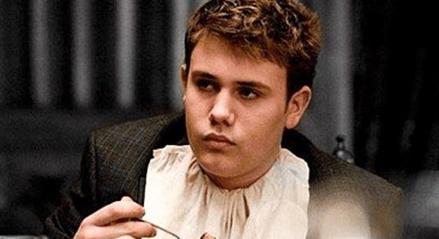 A bátyja védelmére kelt, az életébe került – A Harry Potter sztárja egy kocsmai verekedés során halt meg