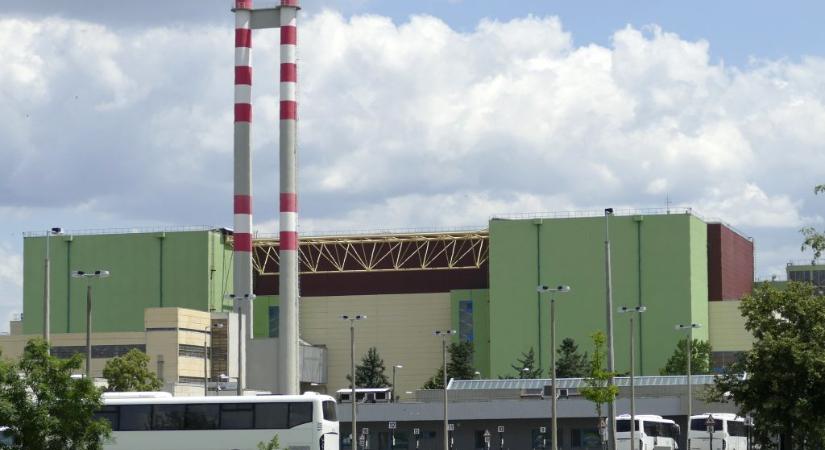 Miniszterelnökség: Pakson marad az orosz fűtőelem