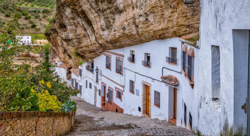 Setenil de Las Bodegas, a különleges sziklába épült spanyol kisváros