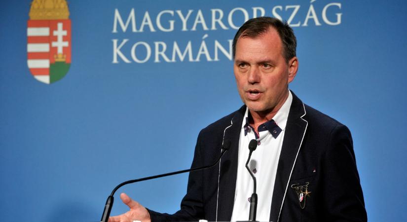 Megszólalt Szlávik János: rendkívül gyorsan terjed Magyarországon a koronavírus új variánsa