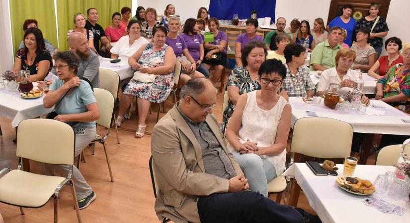 Alzheimer Café indult Jászberényben