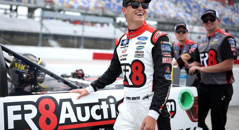 NASCAR: 40 millió dollárért vett chartert a Spire, a Trackhouse-hoz aláírt Zane Smith lesz az új versenyzőjük