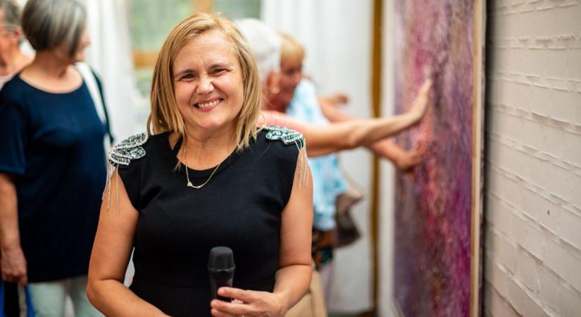 Gyógyító színek, ásványok Zita képein