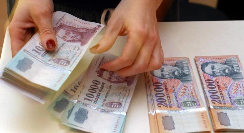 Itt vannak a számok: ennyi pénz van a magyarok nyugdíjpénztári számláján