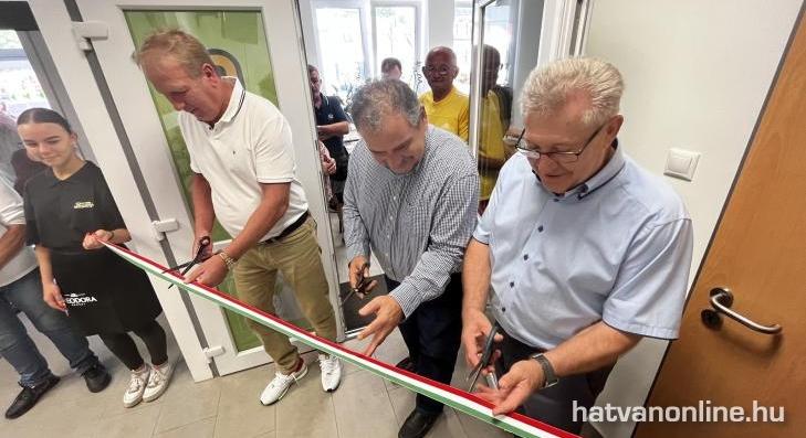 Új lottózó Nyilasival 