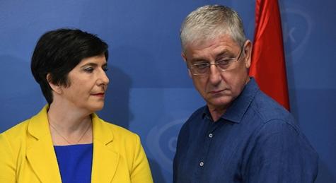 Direkt36: Az ellenzéki pártok a belső problémáikkal vannak elfoglalva, kivéve Karácsonnyal szemben főpolgármester-jelöltet castingoló Gyurcsányékat