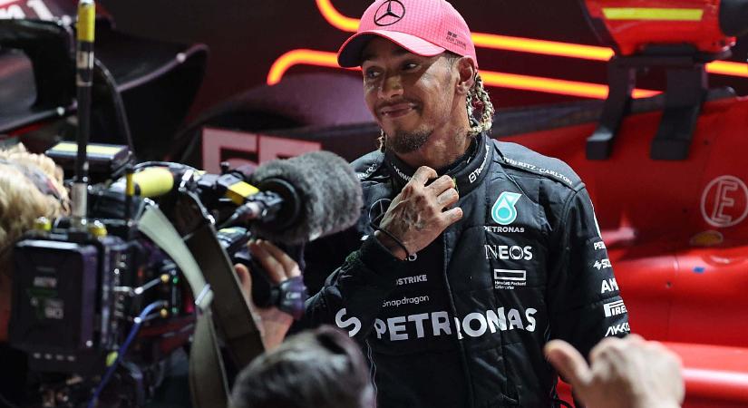 Lewis Hamilton megosztotta az elméletét a Red Bull visszaeséséről