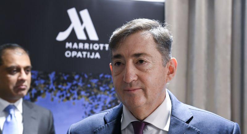 Mészáros Lőrinc átalakít – Ez a lakossági ügyfeleket is érinti