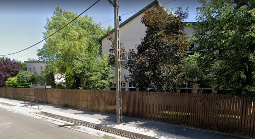 Nem is vonták vissza a Qualitas Gimnázium engedélyét – állítja az igazgató