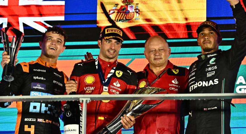 F1: a Mercedes a kettős győzelem reményében kockáztatott