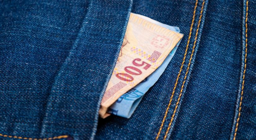 Eltűnhet az Auchan-kártya? Felszámolják a szolgáltatót, ezt kell tudniuk az ügyfeleknek