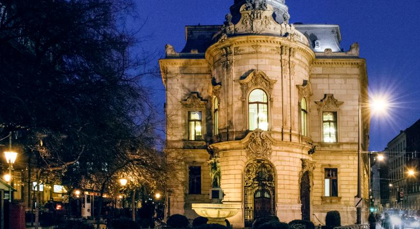 Pesti mesék: egy anarchista egy grófi palotában alakította ki a főváros legfontosabb könyvtárát