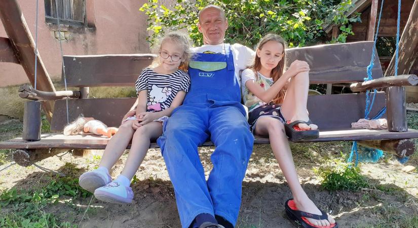 Megfordul egy élet – széles összefogással segít a karitász