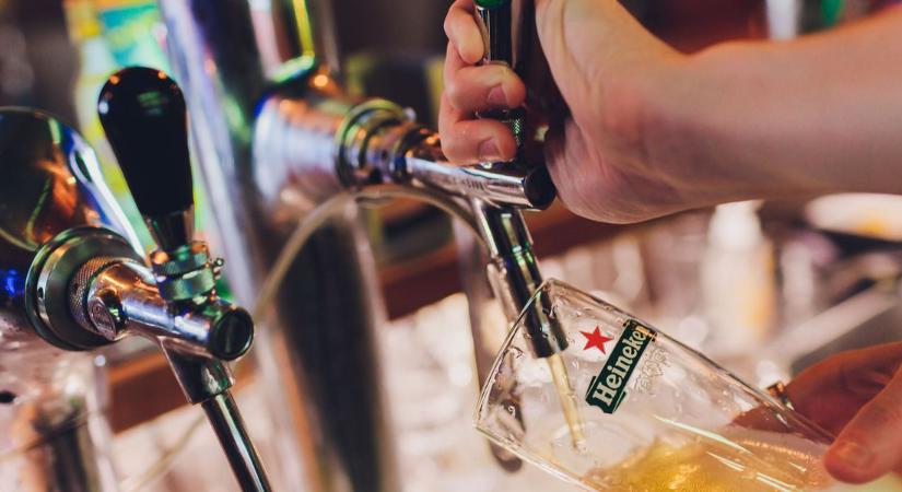Elcsúszott a Heineken a sörtörvényen, megbüntette a GVH