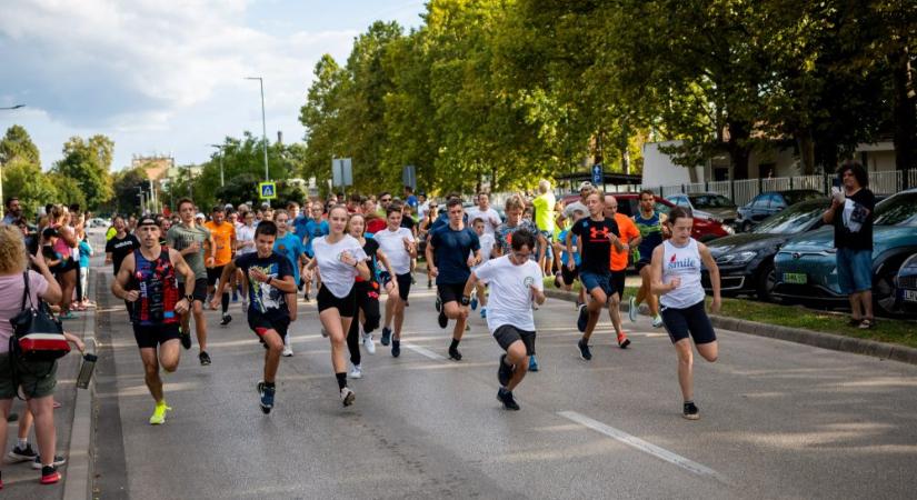 Ötödik évtizedébe lépett az Ajka rajtja