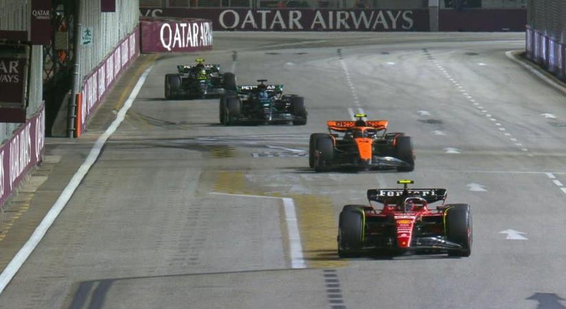 Megszólalt Hamilton: eldobta az első helyet a Mercedes vasárnap