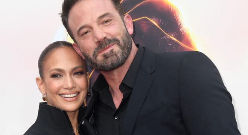 Testbeszéd-szakértő: „Ebből látszik, hogy Jennifer Lopez és Ben Affleck kapcsolata erősebb, mint valaha”