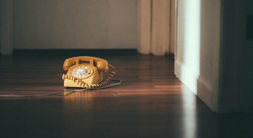 Már csak ilyen telefonokra telik a legtöbb magyarnak: ott spórolnak, ahol tudnak