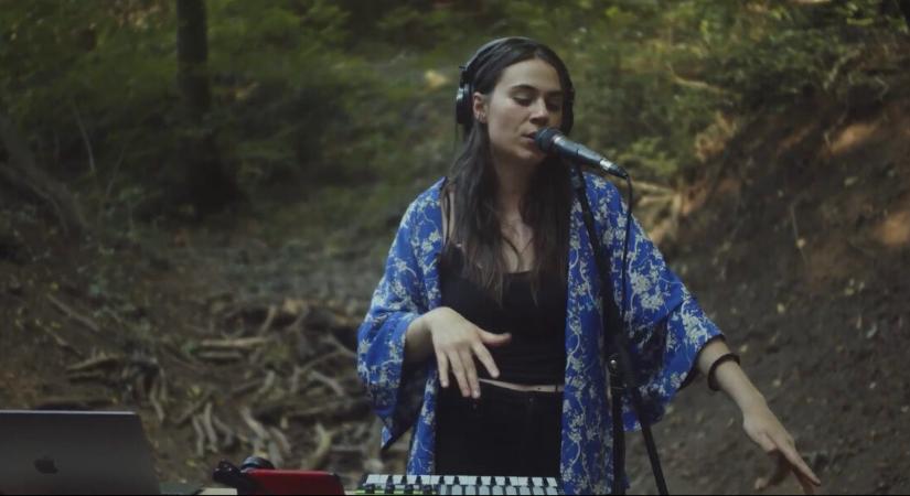 Live session videóval varázsol el a Kikeltető favoritja, Lenkke_ – Gödör premier