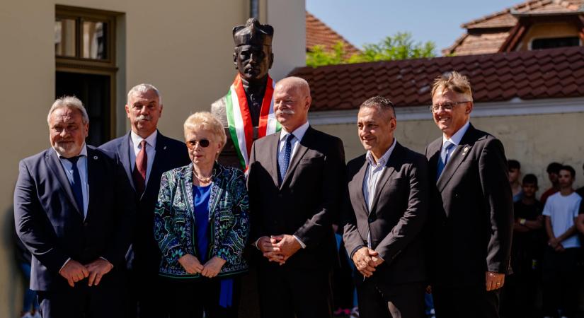Csák János: a magyar kormány azokat tudja támogatni, akik rendelkeznek ötlettel