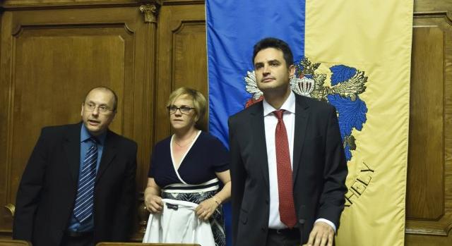 Nem sikerült felújítani az iskolákat Hódmezővásárhelyen, Márki-Zayéknak vissza kell fizetni a 460 milliós uniós támogatást