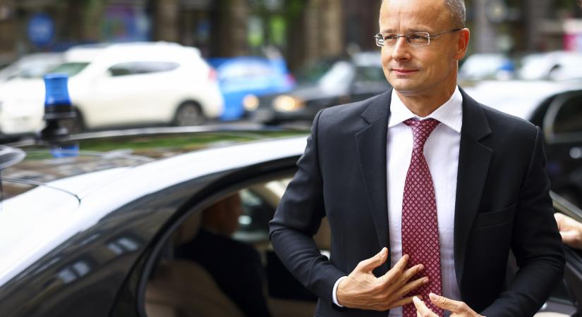 Szijjártó: Ma véglegessé válik, hogy Magyarország ismét embert küld a világűrbe