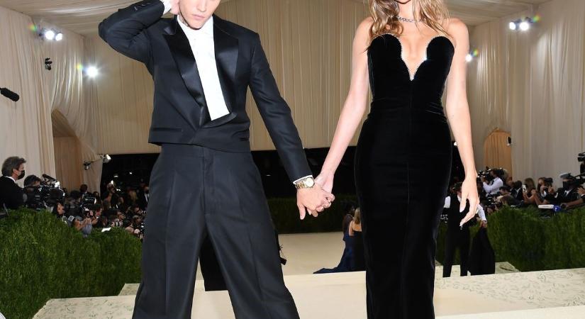 Számunkra is hihetetlen de Justin és Hailey Bieber már 5 éve házasok