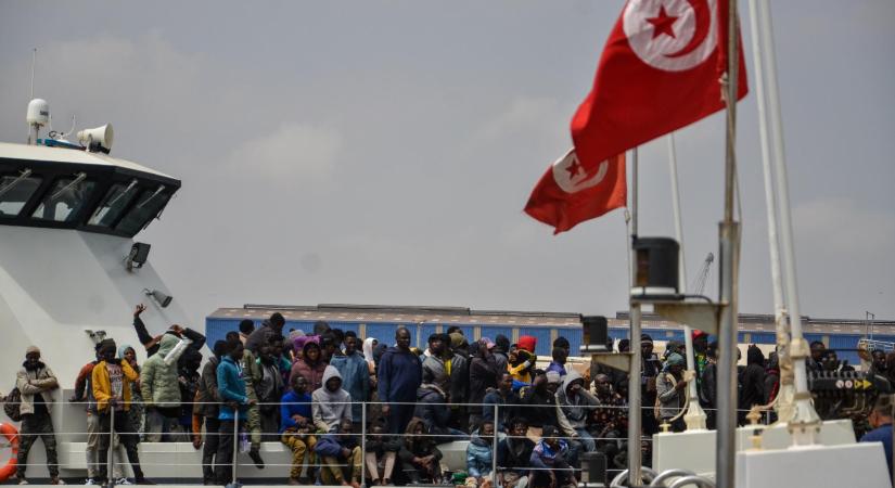 Tunézia több mint 2500 migránst tartóztatott fel az utóbbi napokban