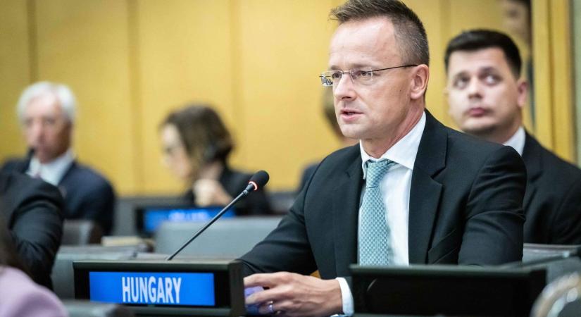 Szijjártó Péter: az egész világon nagyra becsülik a nemzeti érdeken alapuló, békepárti magyar álláspontot