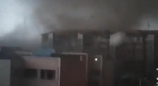 Halálos tornádó csapott le Kínára – videó