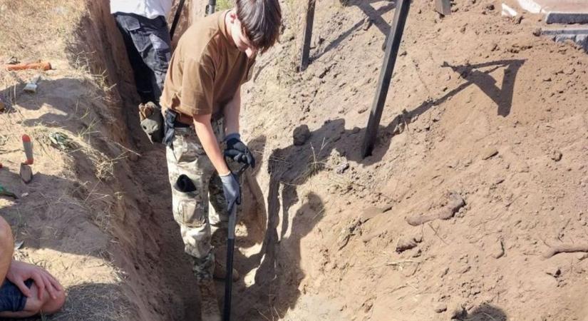 Exhumálás az alsószentiváni temetőben