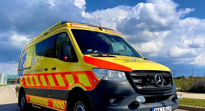 Döbbenet: kiraboltak egy mentőautót, ennél már valóban nincs lejjebb!