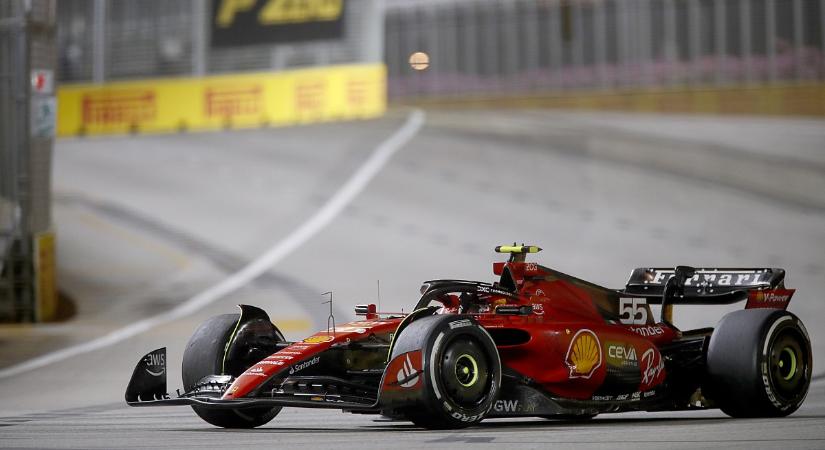Nem áll le a Ferrari, Szuzukába új padlólemez jön